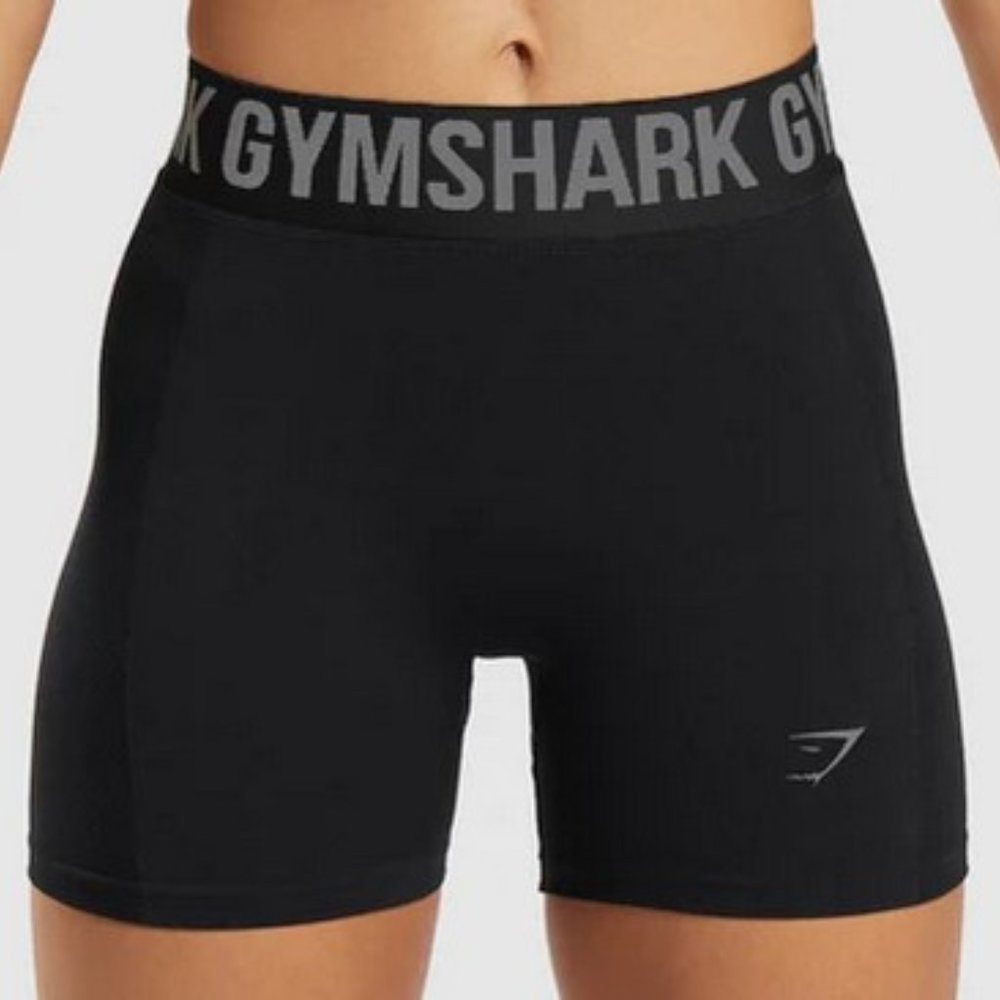 Gymshark Flex Shorts - Black Medium